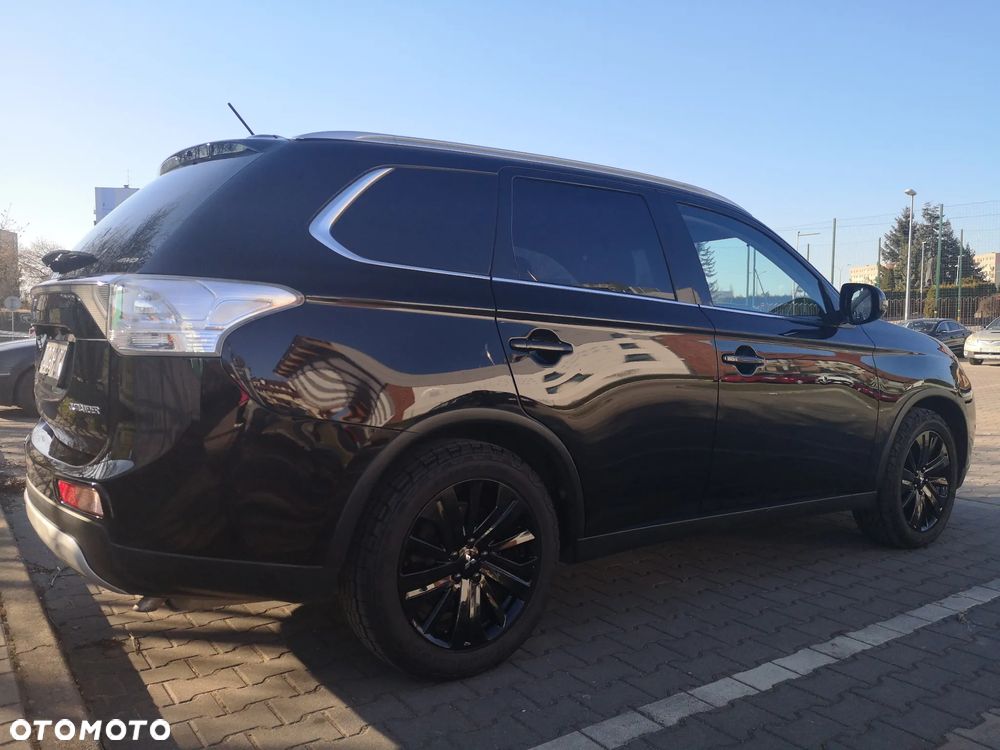 Mitsubishi Outlander 2.0 Intense + 4WD CVT - 4