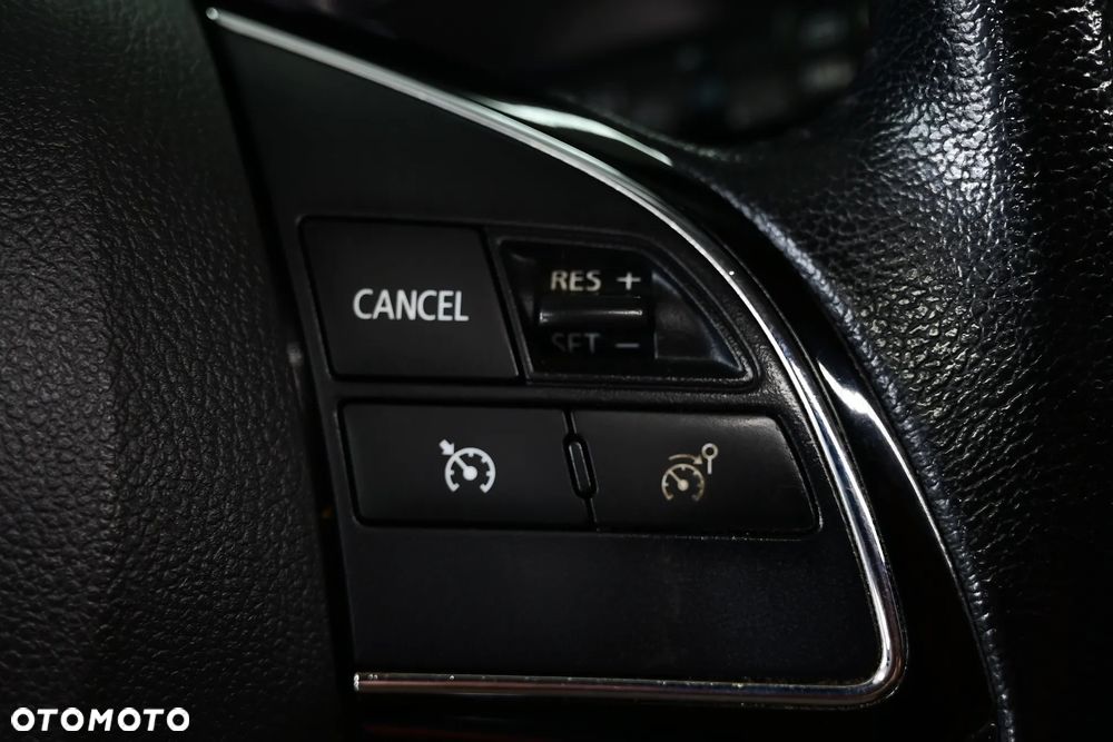 Mitsubishi Outlander 2.0 2WD Diamant - 29