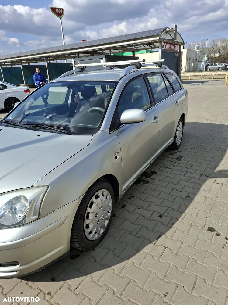 Toyota Avensis 2.0 D4D S/W Sol - 5