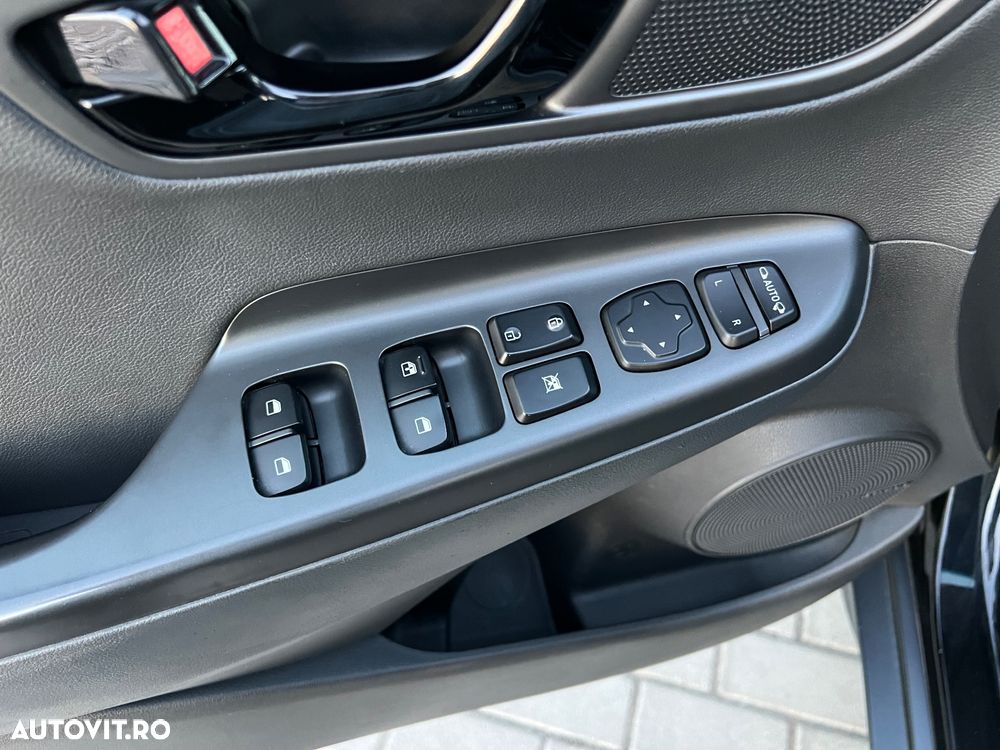 Hyundai KONA 1.0 T-GDI 2WD Premium + - 17