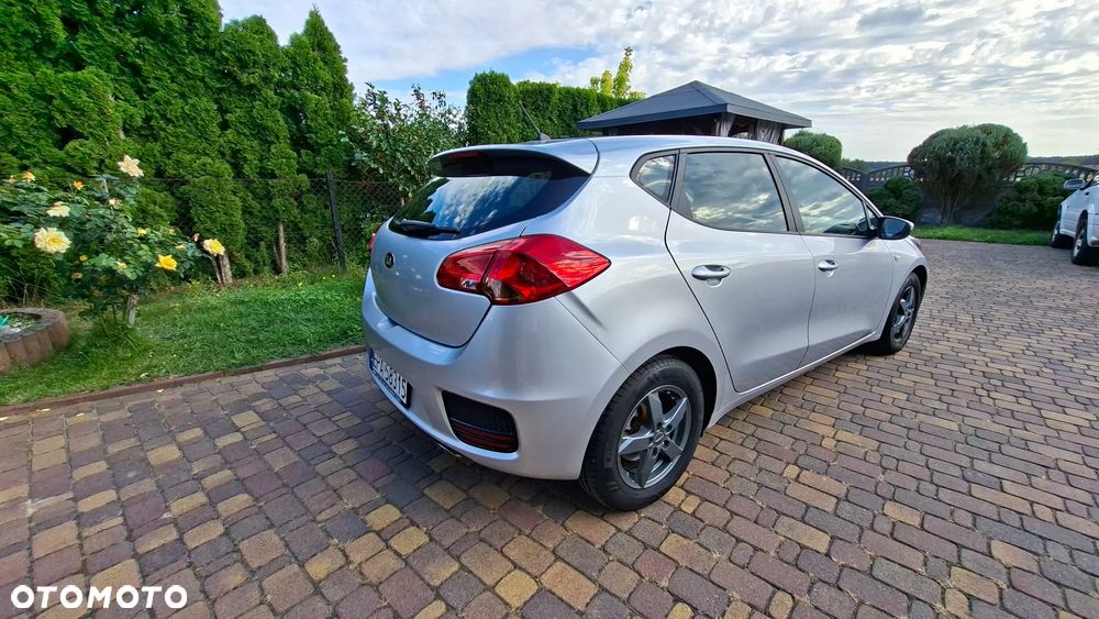 Kia Ceed 1.4 CVVT Attract - 7