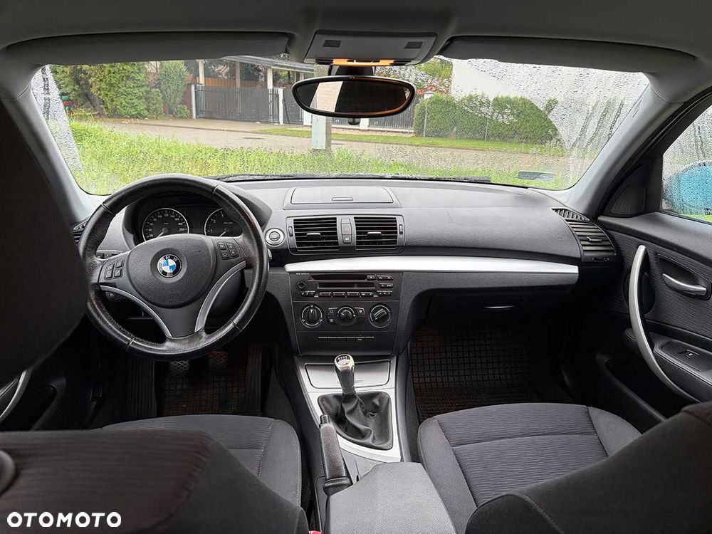 BMW Seria 1 - 10