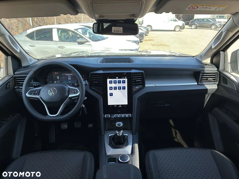 Volkswagen Amarok - 12