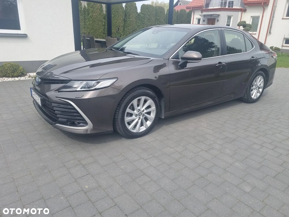 Toyota Camry 2.5 Hybrid Comfort CVT - 1