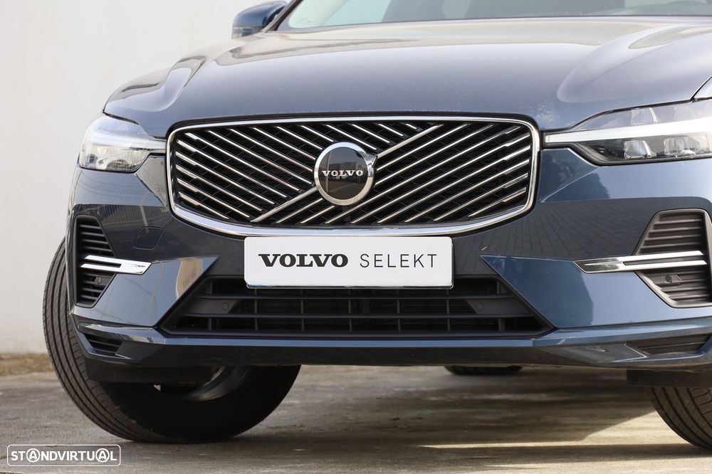 Volvo XC 60 2.0 T6 PHEV Core AWD - 8