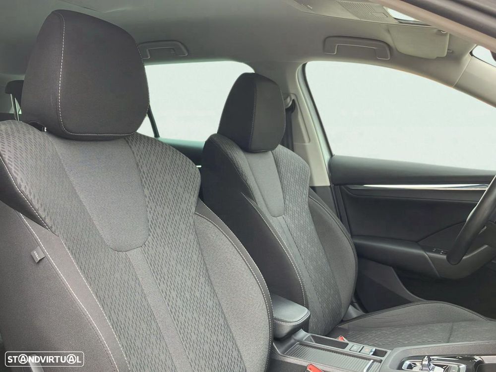 Skoda Octavia Break - 15