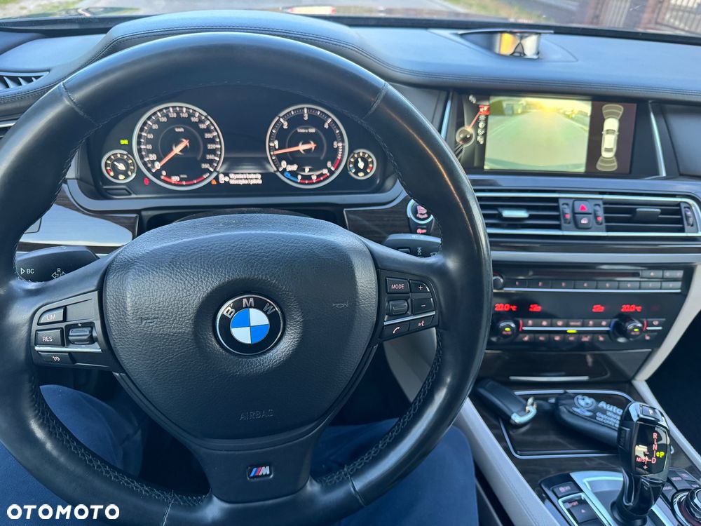 BMW Seria 7 740d xDrive - 22