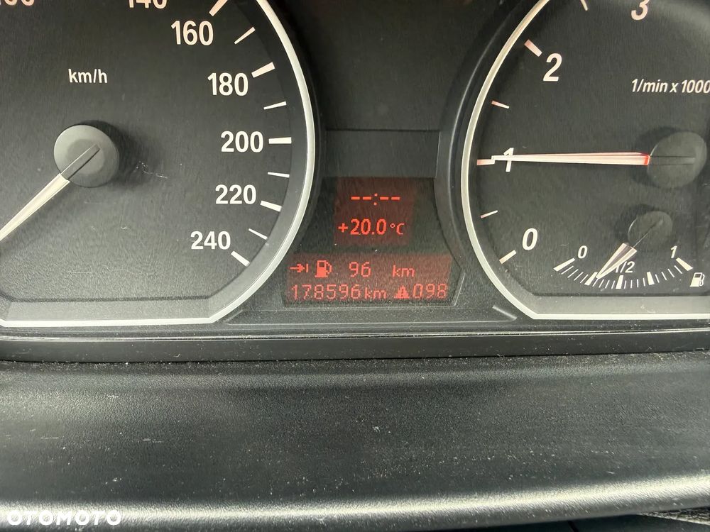 BMW Seria 1 116i - 7