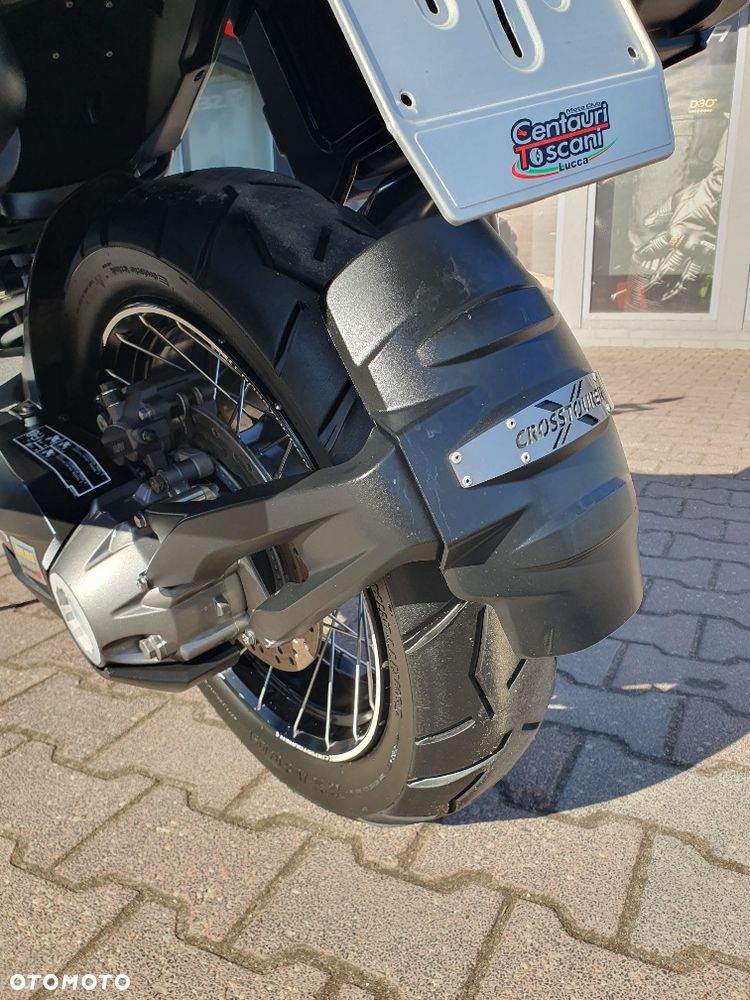 Honda VFR - 10