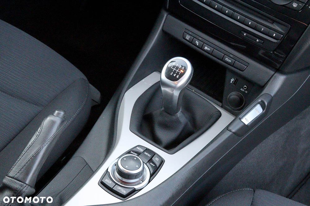 BMW X1 sDrive20i xLine - 34