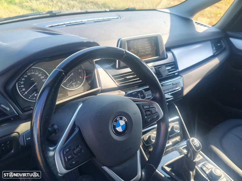 BMW 216 Active Tourer d Advantage - 9