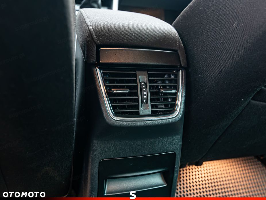 Skoda Octavia 1.5 TSI ACT Style - 25