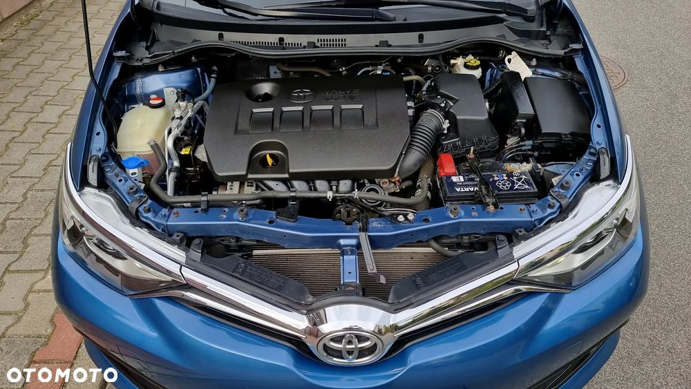Toyota Auris 1.6 Premium MS - 34