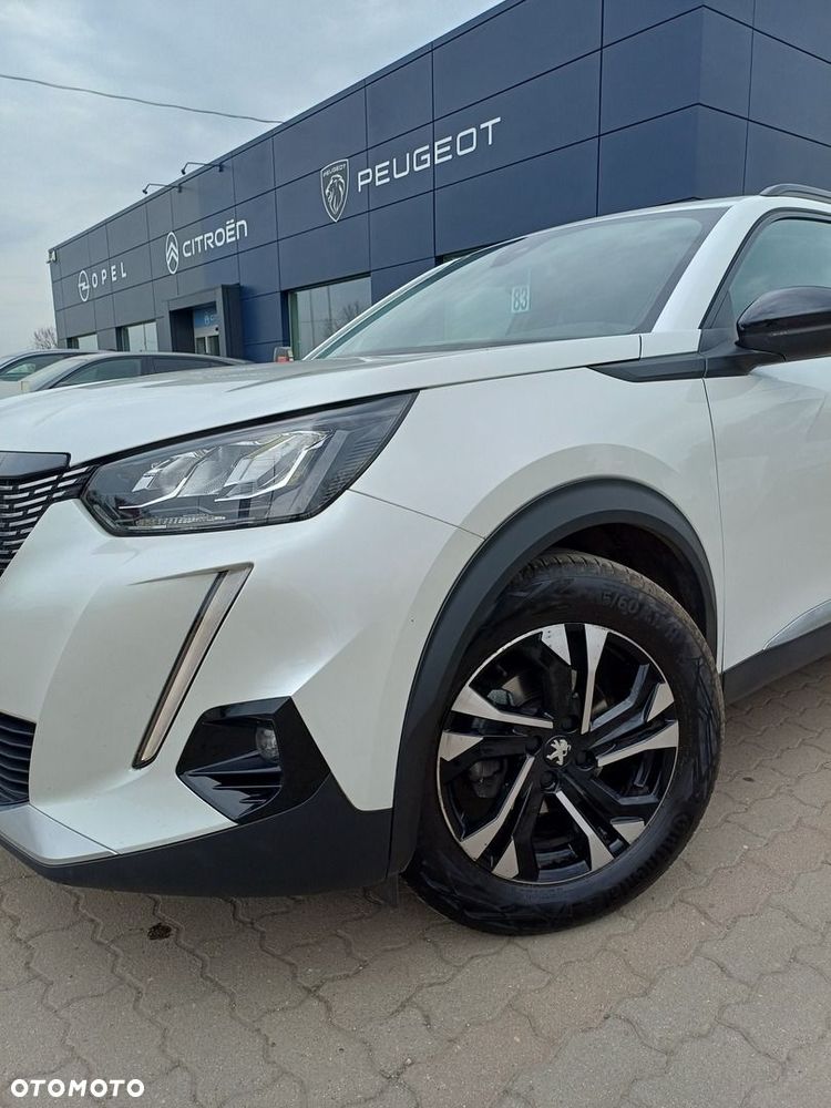 Peugeot 2008 - 10