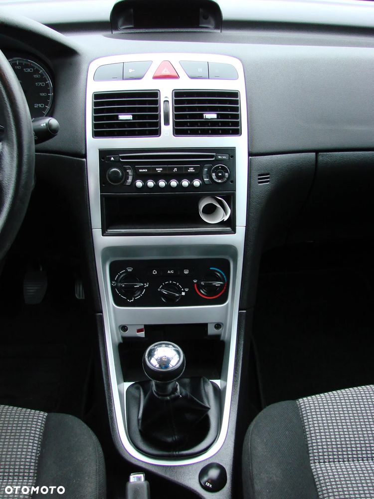 Peugeot 307 - 10