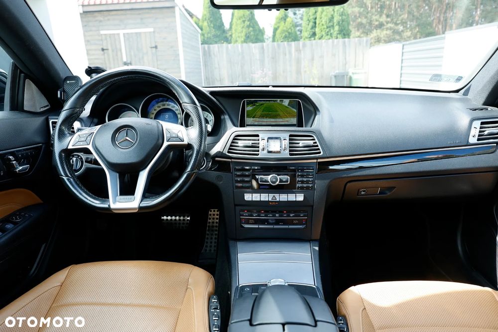 Mercedes-Benz Klasa E 400 4Matic Coupe 9G-TRONIC AMG Line - 12