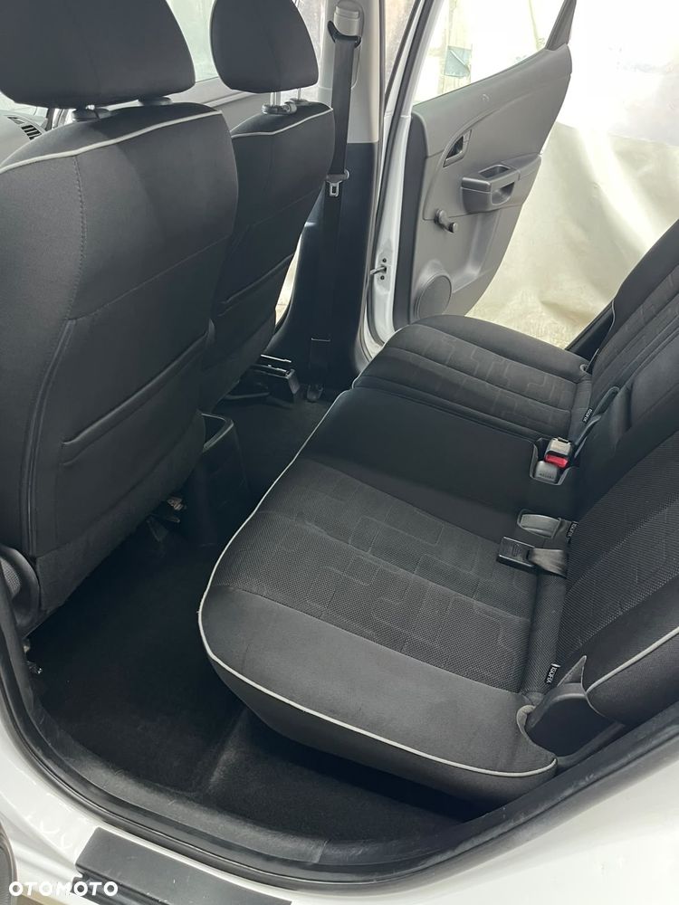 Kia Venga 1.4 L - 22