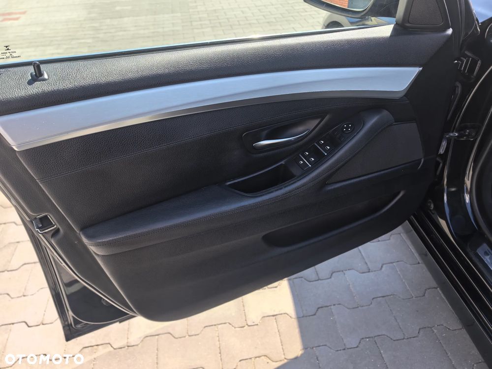 BMW Seria 5 535d xDrive - 18