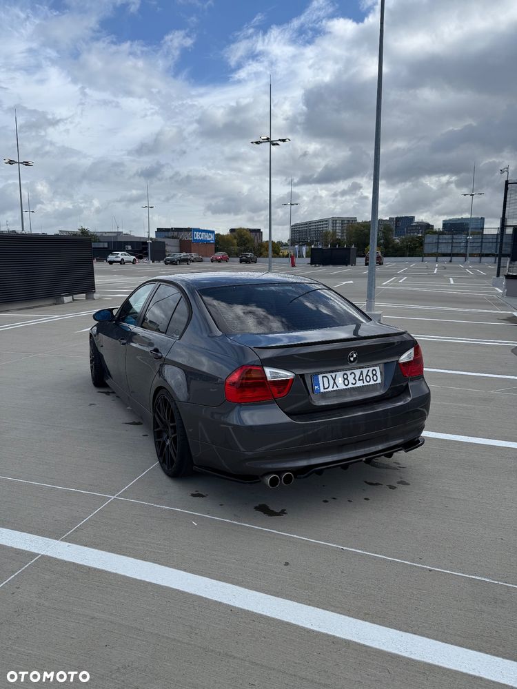 BMW Seria 3 320i Touring - 5