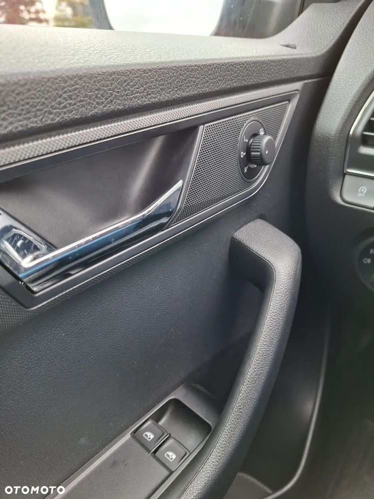 Skoda Fabia 1.0 Ambition - 11