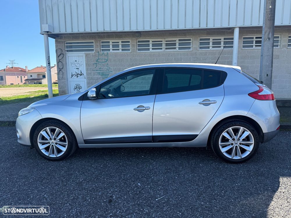 Renault Mégane 1.5 dCi Dynamique Luxe - 8