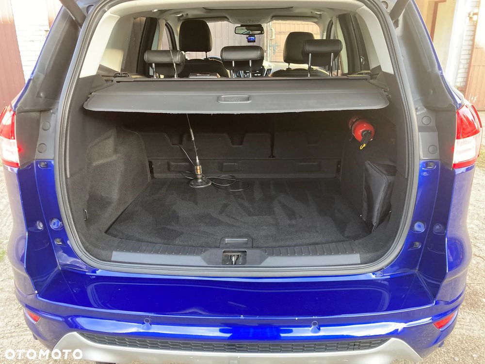 Ford Kuga - 8