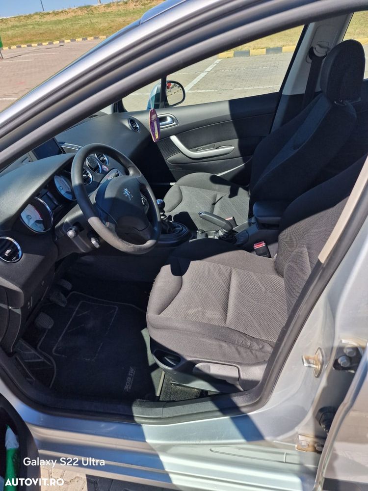 Peugeot 308 1.6HDi Confort Pack - 5