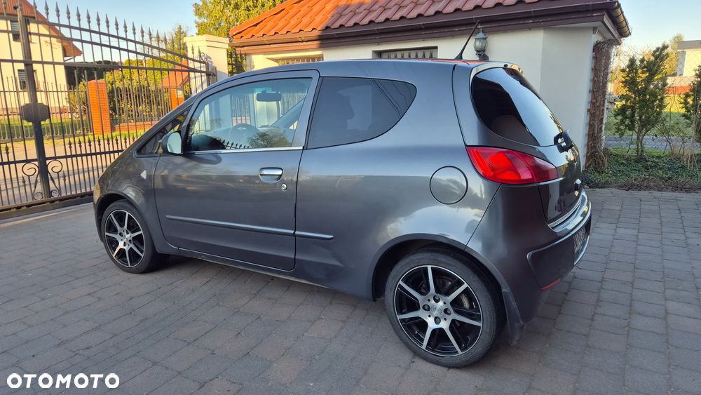 Mitsubishi Colt CZ3 1.3 Invite - 4