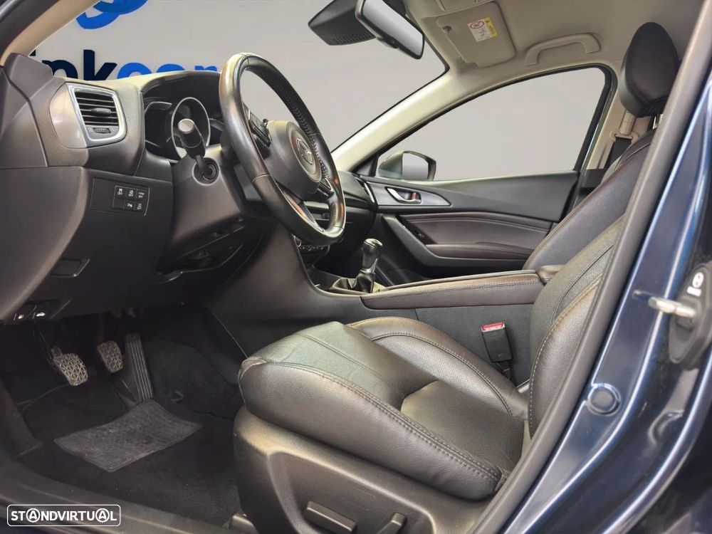 Mazda 3 Hatchback — fotografia 18
