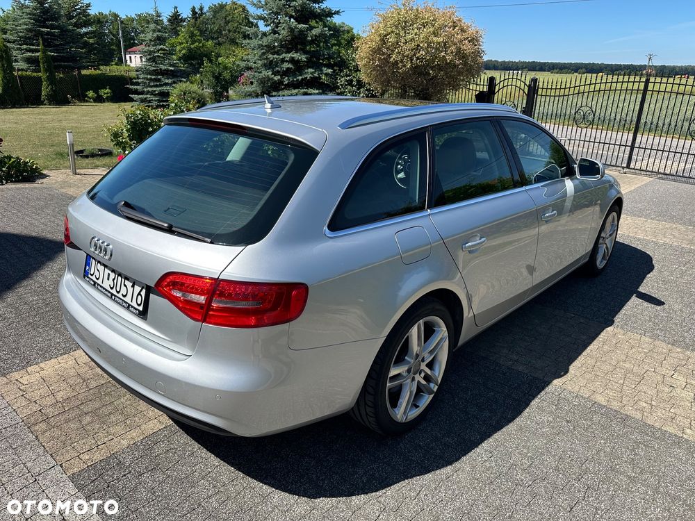 Audi A4 Avant 2.0 TDI DPF quattro Ambiente - 4