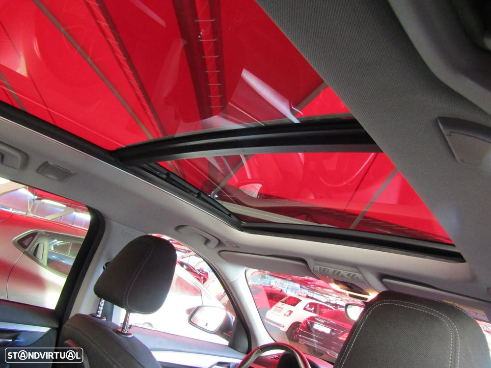 BMW X1 16 d sDrive Line Sport - 11