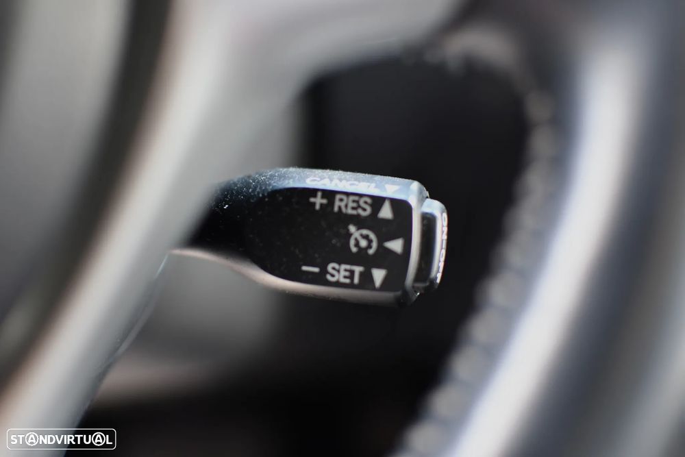 Lexus CT 200h 4E P.Executive+Tecto de Abrir - 19