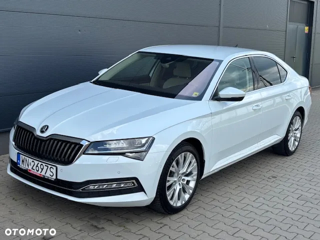 Skoda Superb 2.0 TDI SCR Style DSG - 3