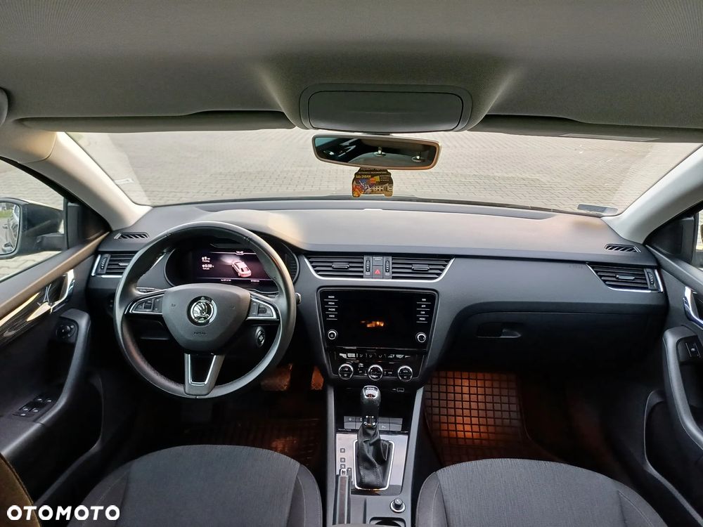 Skoda Octavia 2.0 TSI Style DSG - 16