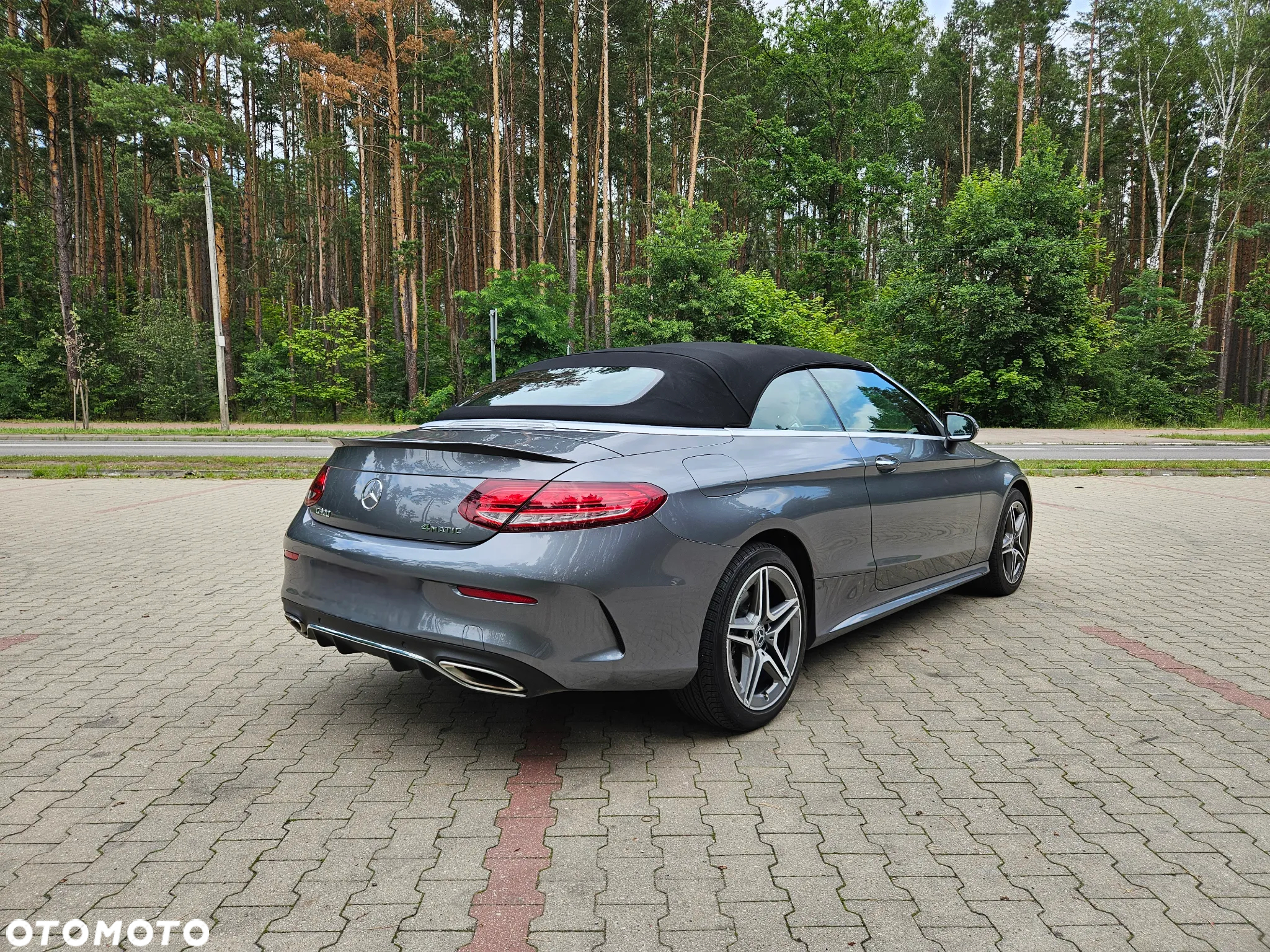 Mercedes-Benz Klasa C 300 Cabrio 4Matic 9G-TRONIC - 24