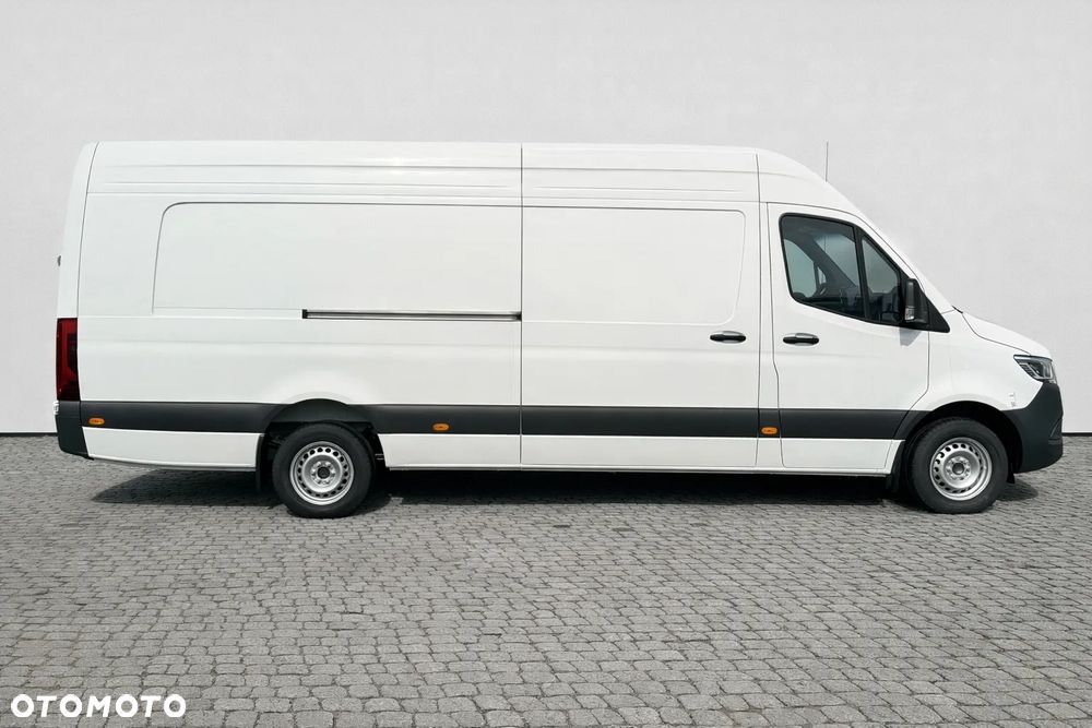 Mercedes-Benz Sprinter - 10