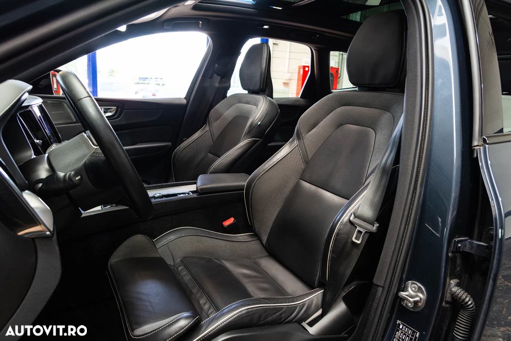 Volvo XC 60 T6 AWD AT PHEV Plus Dark - 7