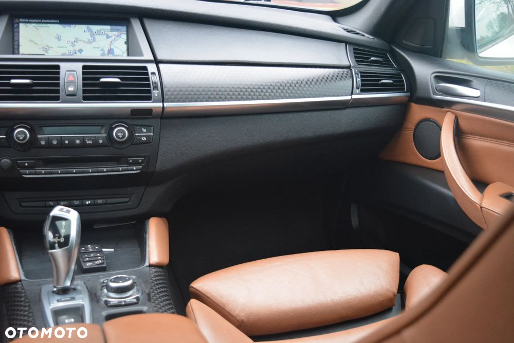 BMW X6 - 17