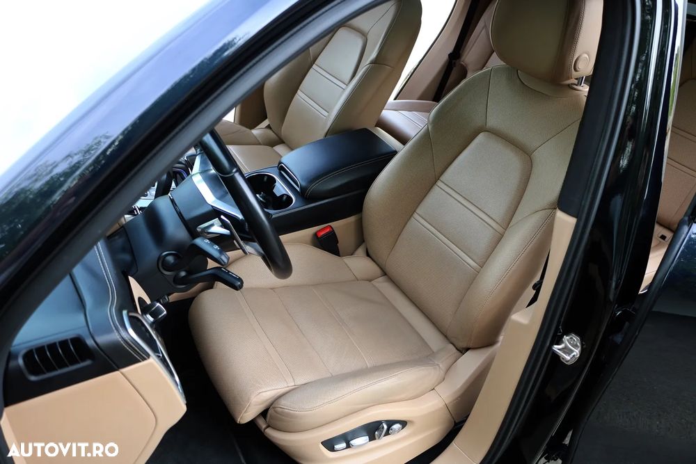 Porsche Cayenne S - 24