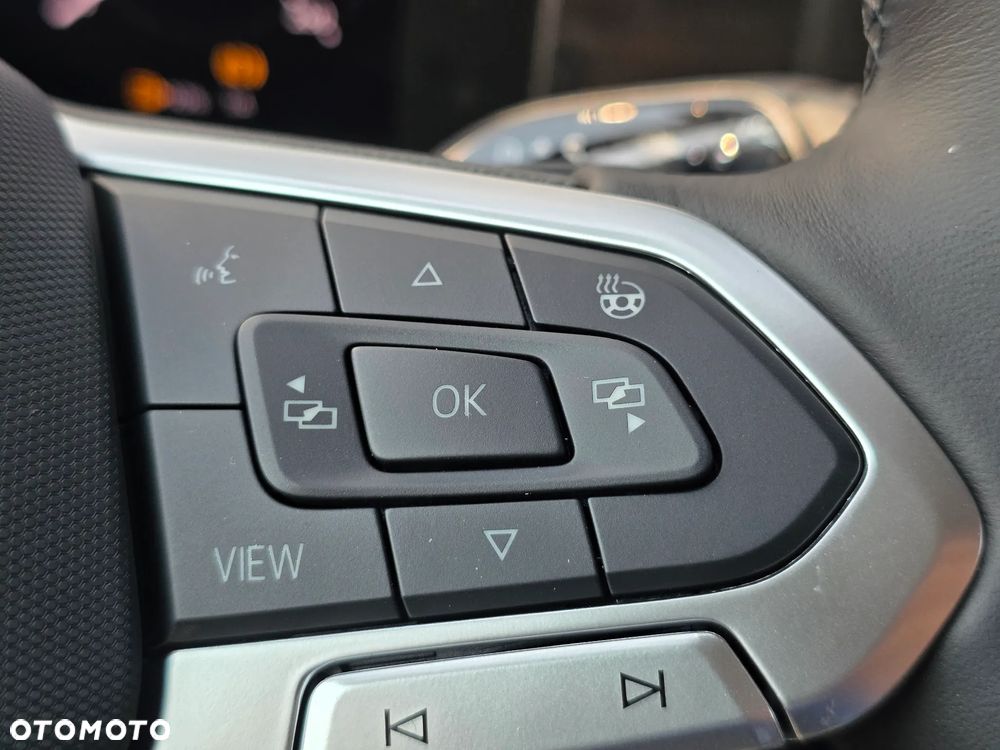 Volkswagen Passat - 35
