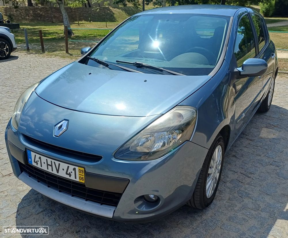 Renault Clio 1.2 16V Dynamique S - 1