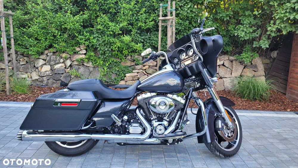 Harley-Davidson Touring Street Glide - 1