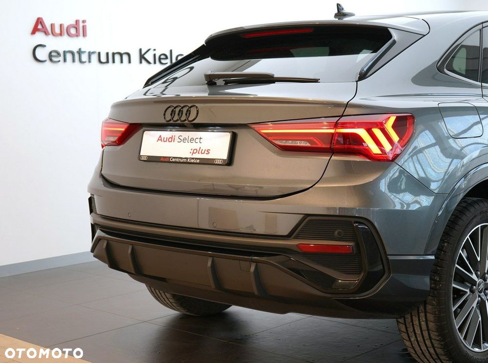 Audi Q3 Sportback - 8
