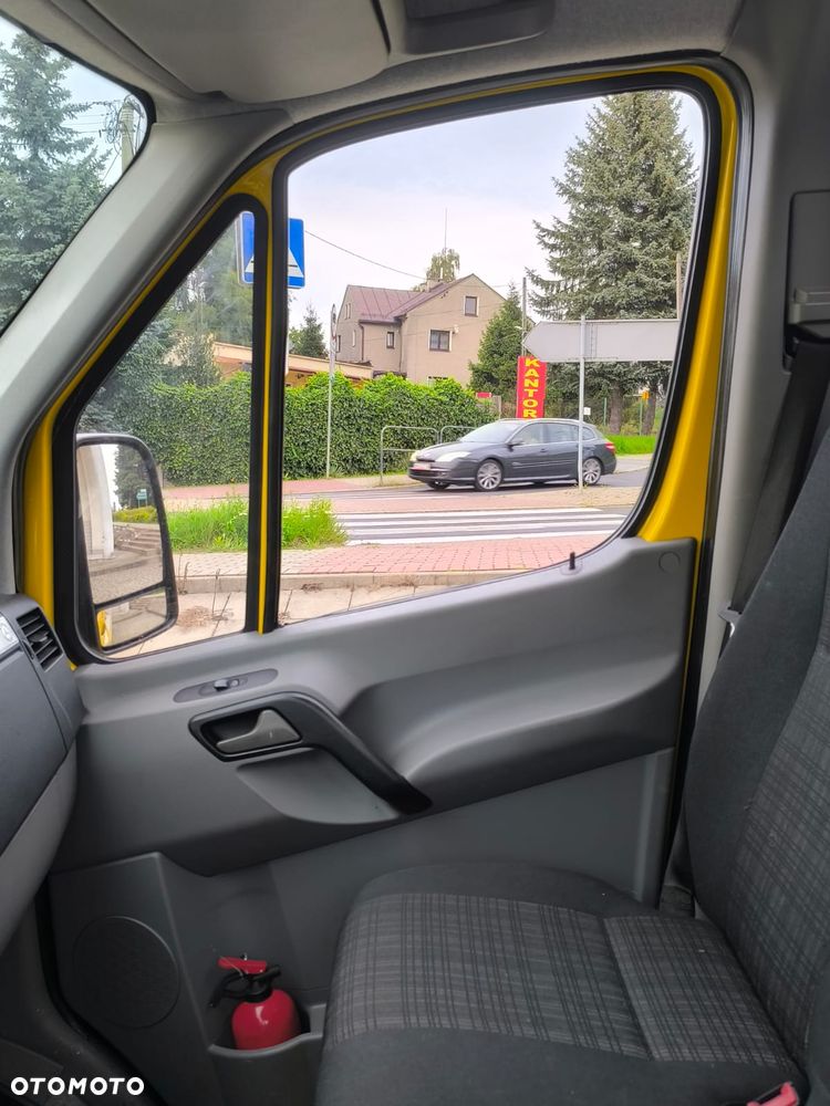 Mercedes-Benz SPRINTER - 29