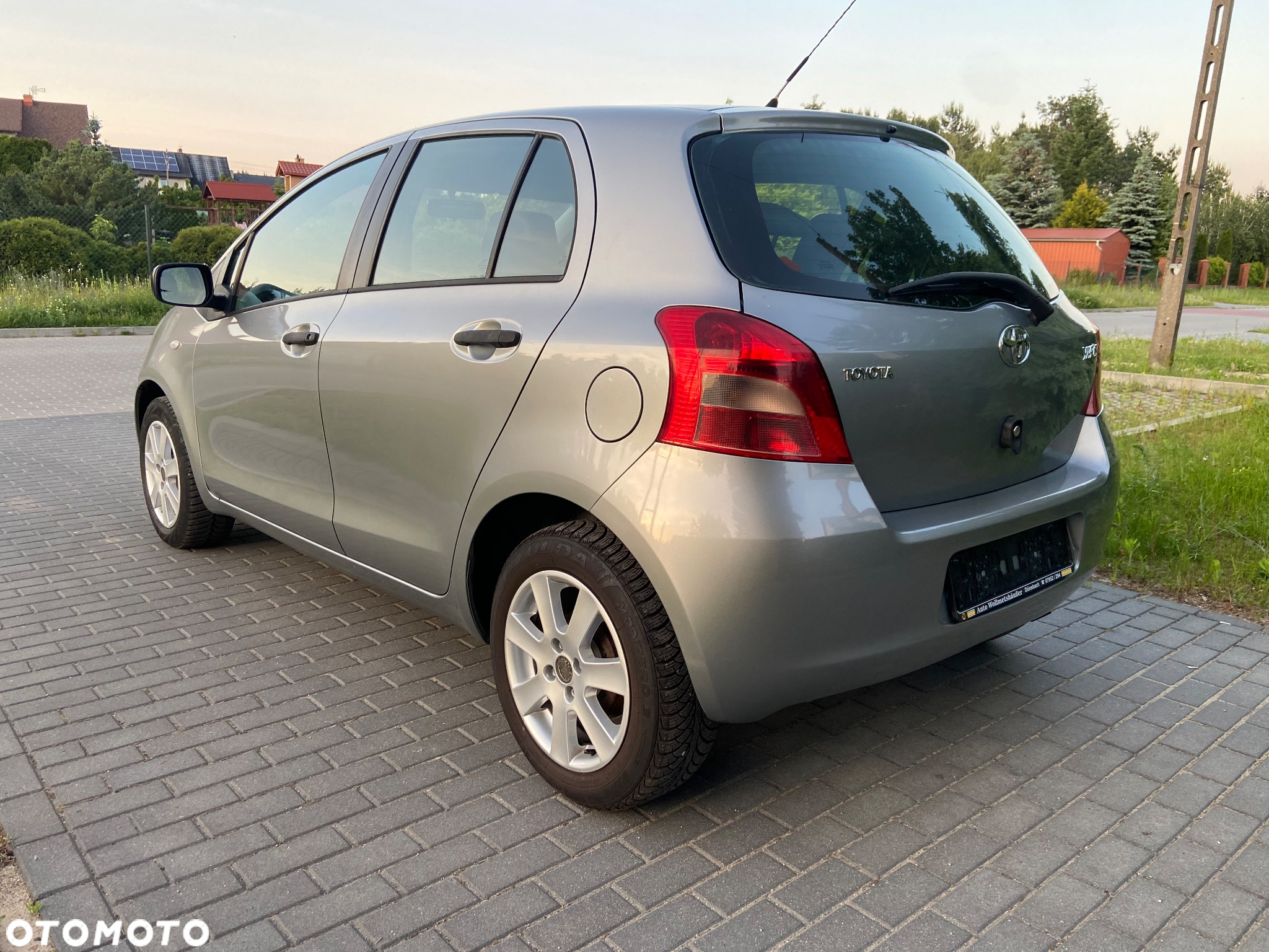 Toyota Yaris 1.3 VVT-i Executive - 6