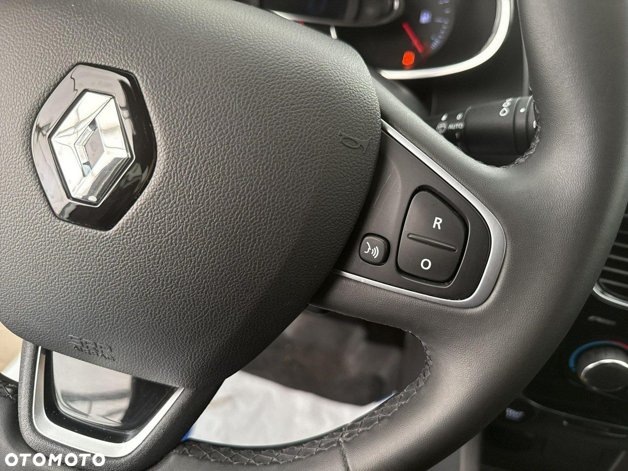 Renault Clio - 27