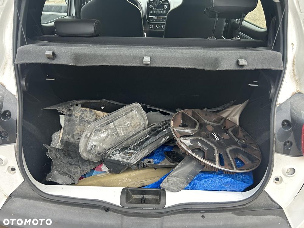 Dacia Spring - 14