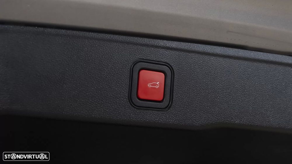 Jeep Avenger 1.2 GSE T3 Altitude - 9