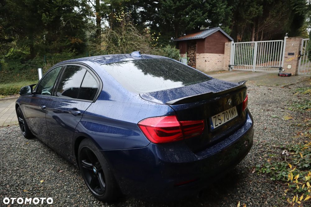 BMW Seria 3 318i Sport Line - 4