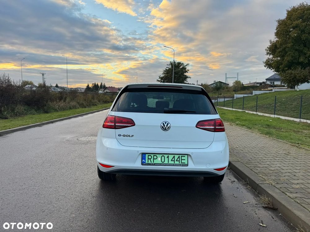 Volkswagen Golf e-Golf - 4